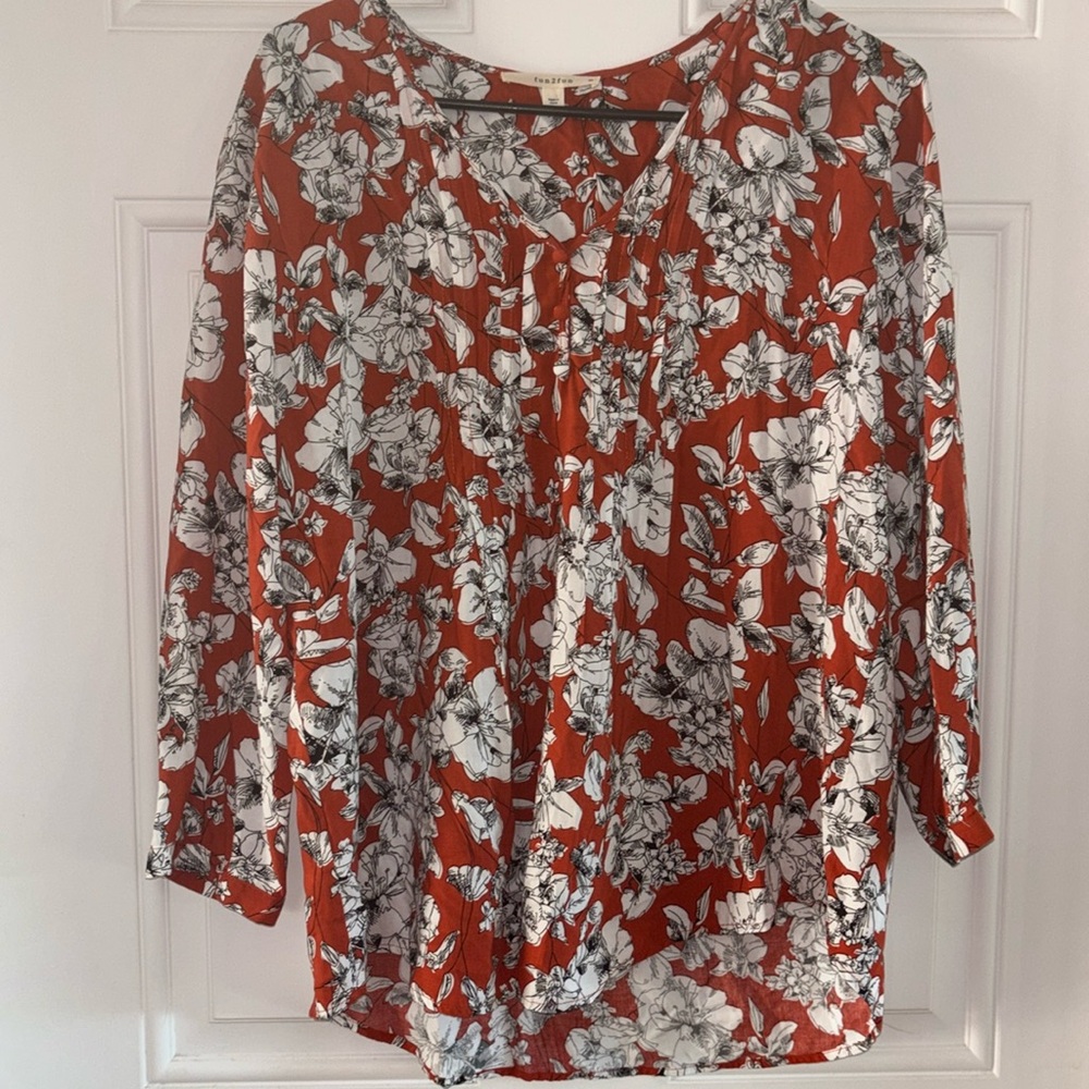 Women’s blouse